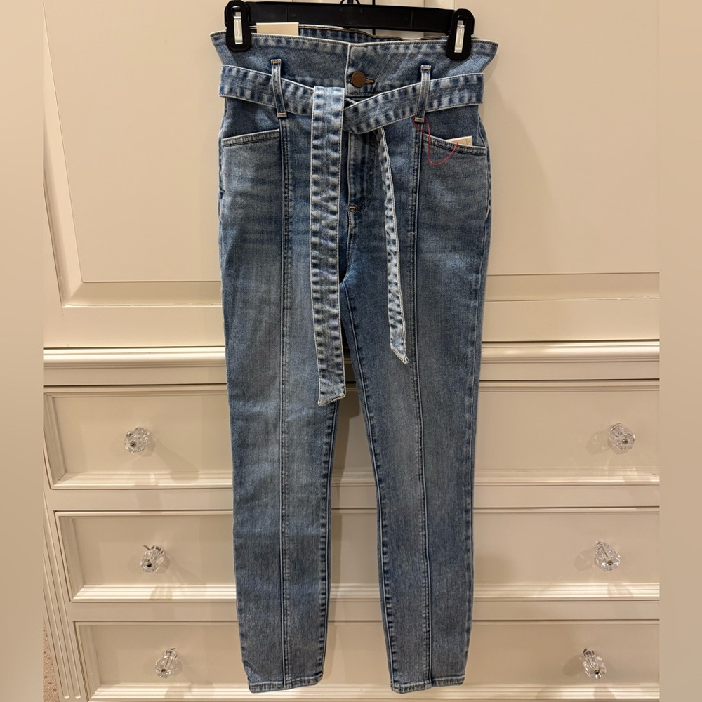 Alice + Olivia Good High Rise Skinny Belt Waistband Golden Child Blue Jean, S 25